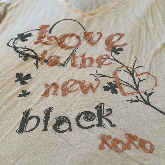 Woman fashion short sleeve top - Picture 2 of 4